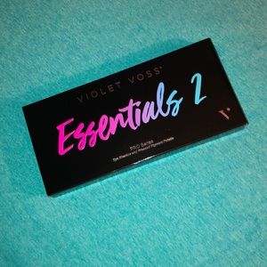 Violet Voss Pro Series eyeshadow palette